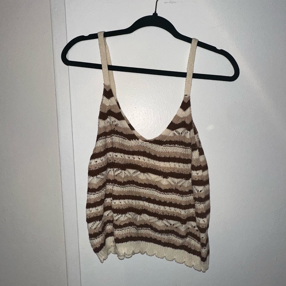 Knitted 90s tribal cropped shirt